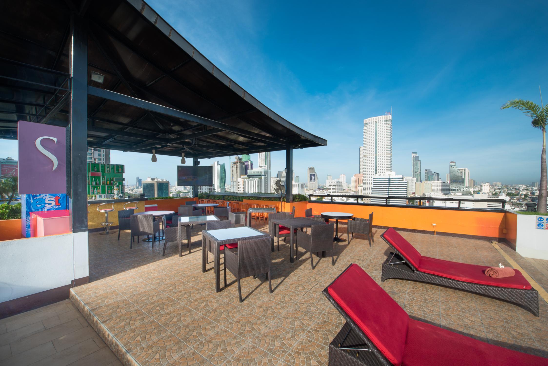 Furama Silom Hotel Бангкок Экстерьер фото
