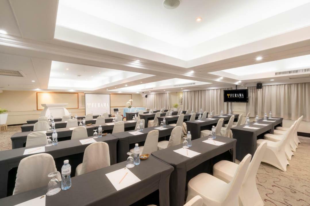 Furama Silom Hotel Бангкок Экстерьер фото